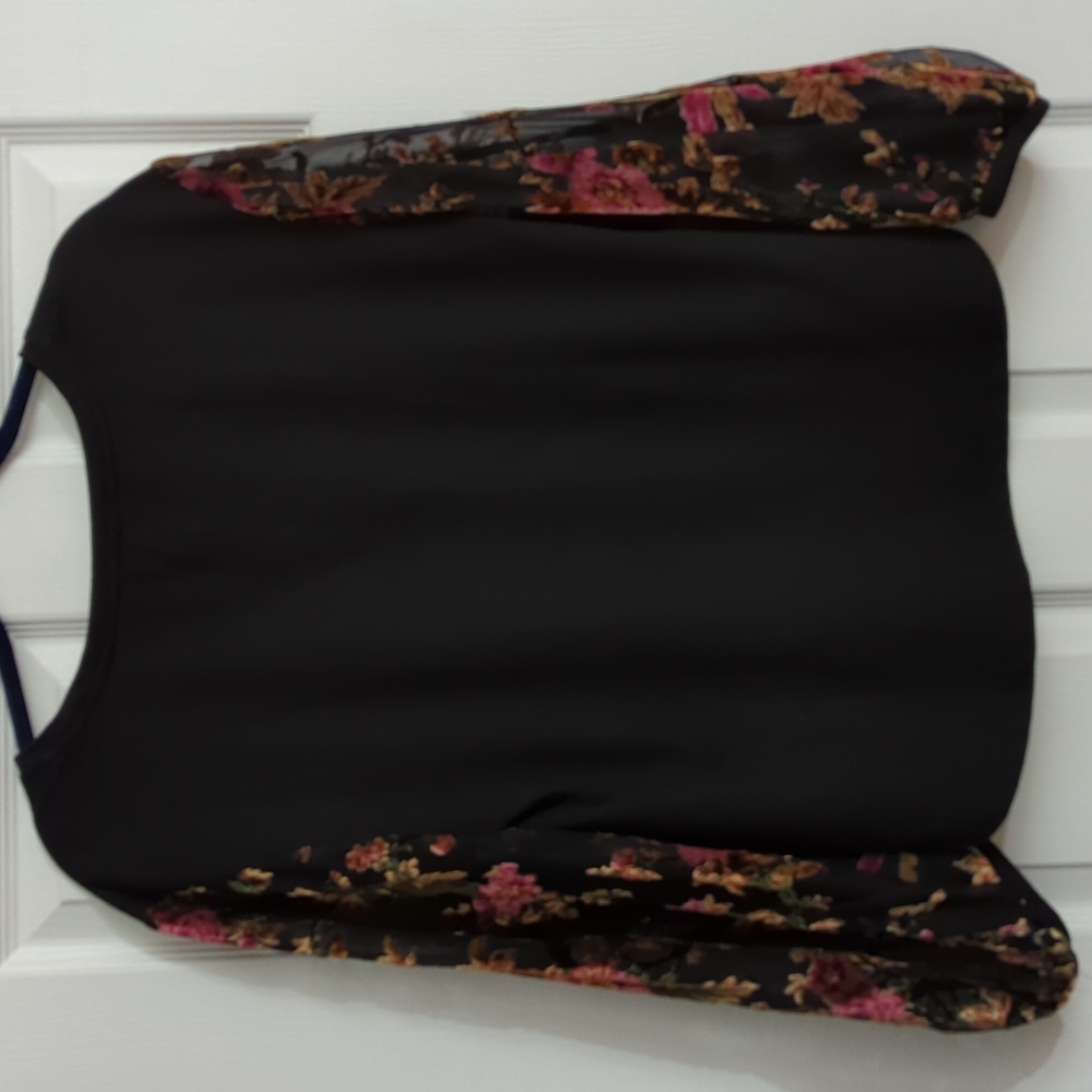 Blouse - Picture 5 of 5